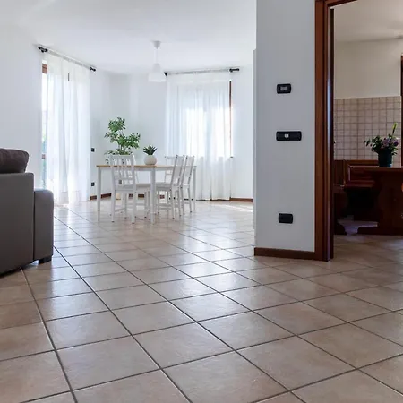 Apartment Profumodilago *