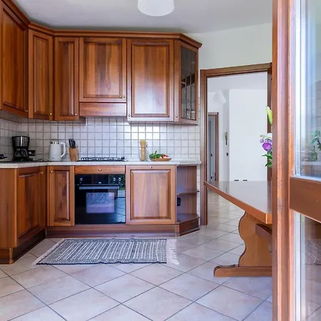 Apartment Profumodilago *